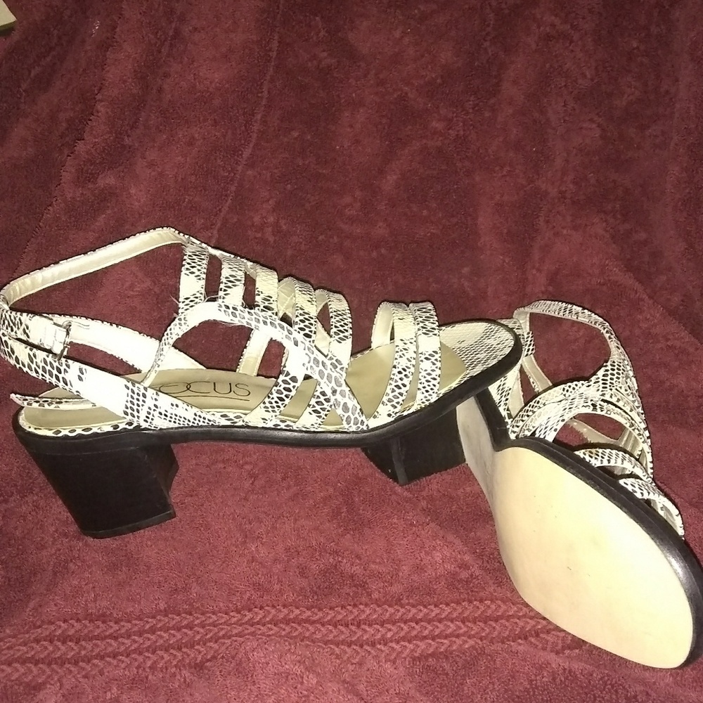 Sandals - Picture 3 of 3
